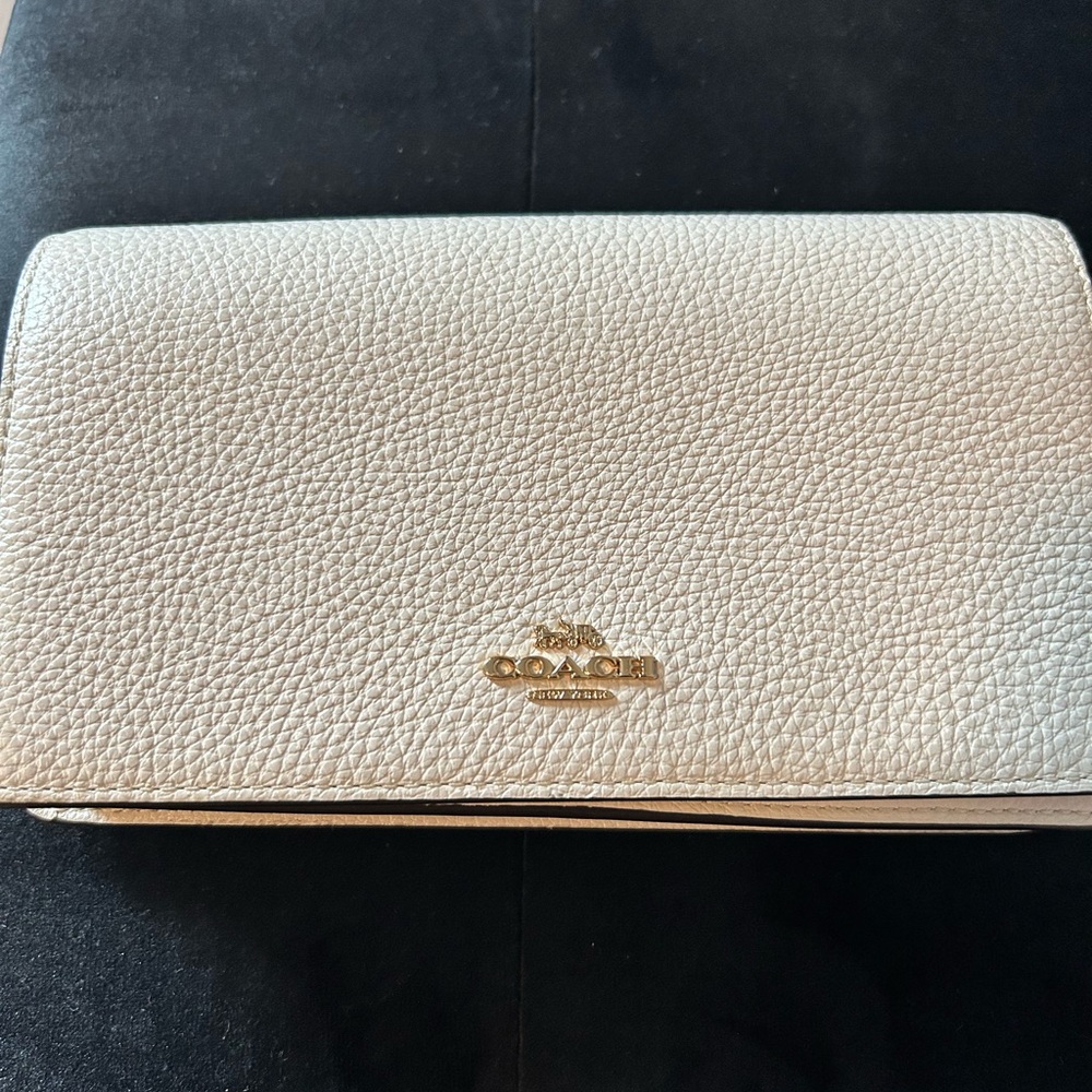 Coach White Leather Clutch with Gold Hardware